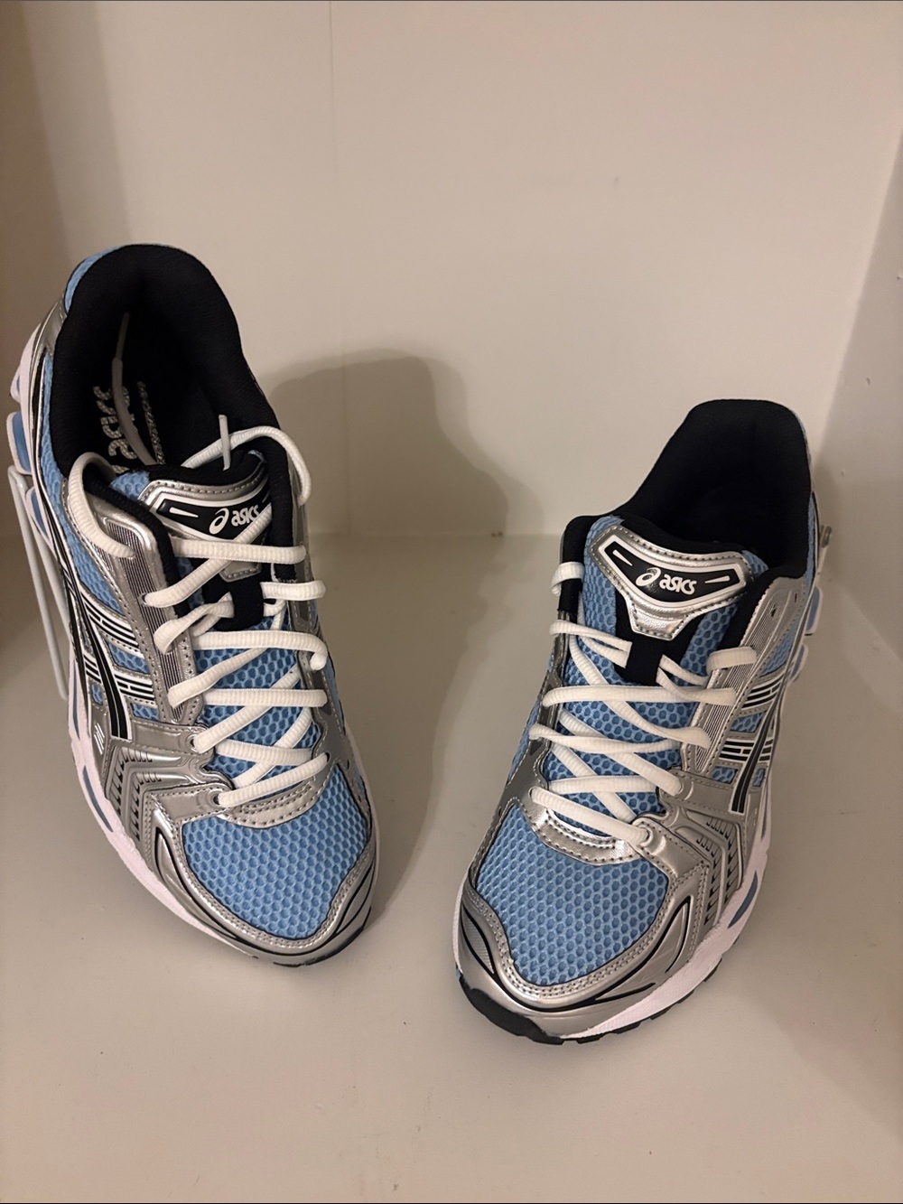 ASICS Men’s Silver Blue Mesh Running Sneakers Size 8.5 New